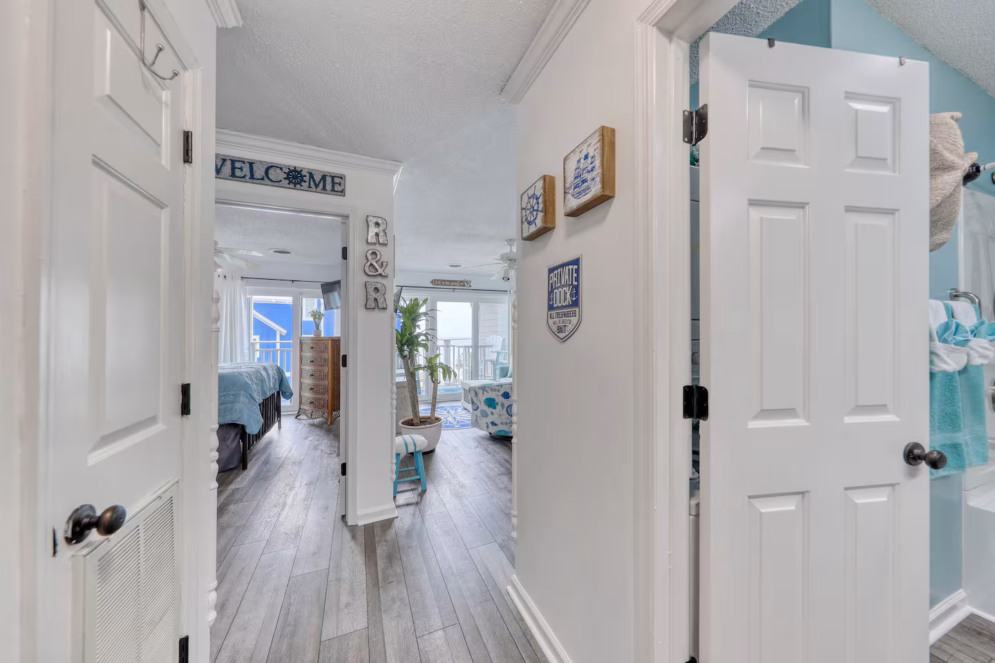 Hallway to the ocean view